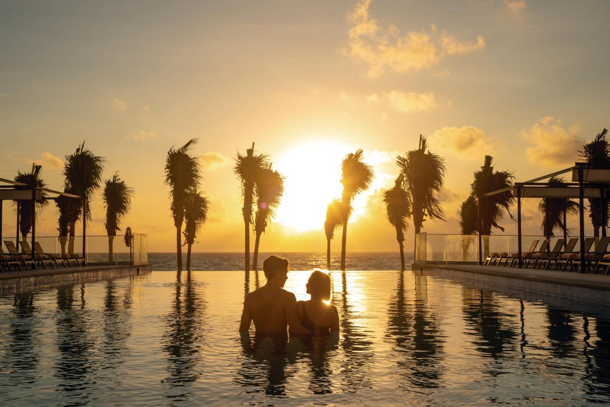 Riu Palace Kukulkan (Adults Only) Hotell Cancún Exteriör bild